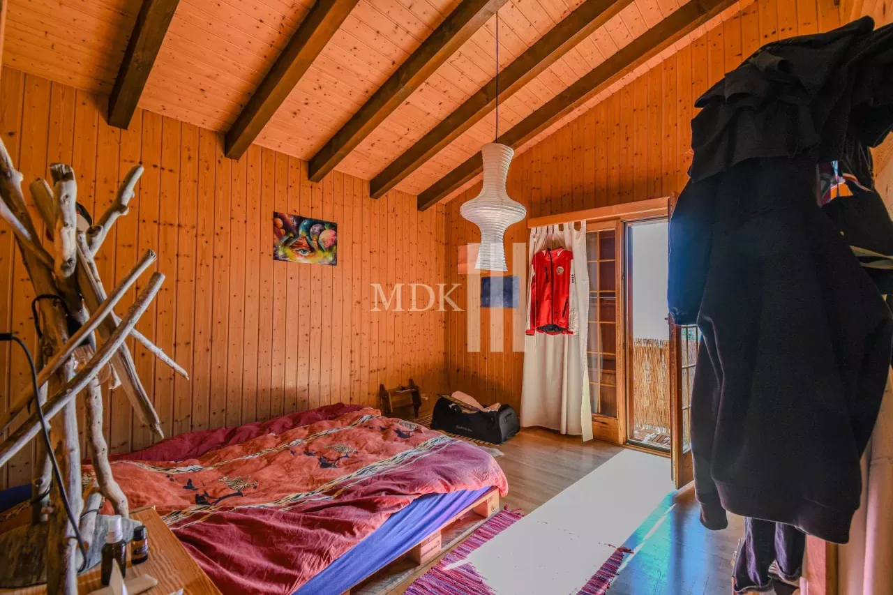 Authentique chalet de deux appartements