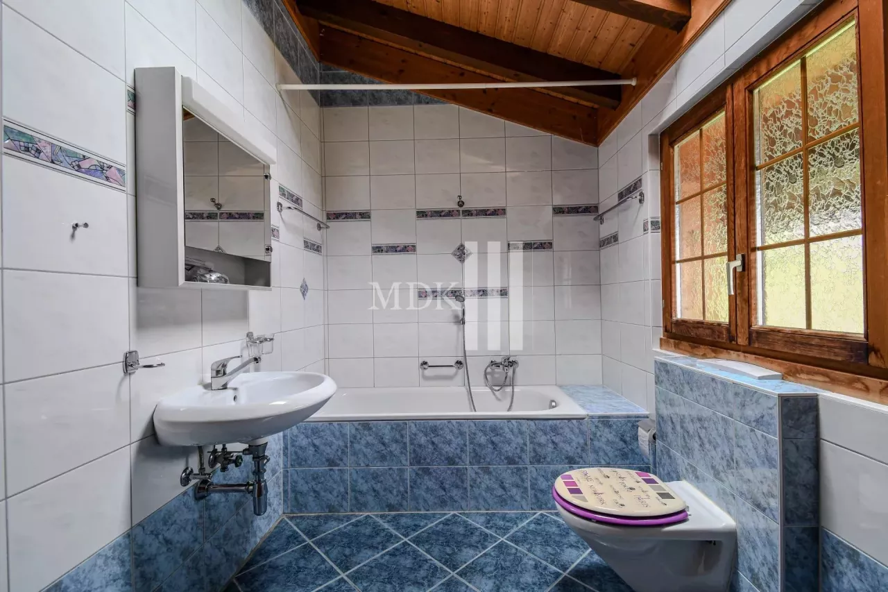 Authentique chalet de deux appartements