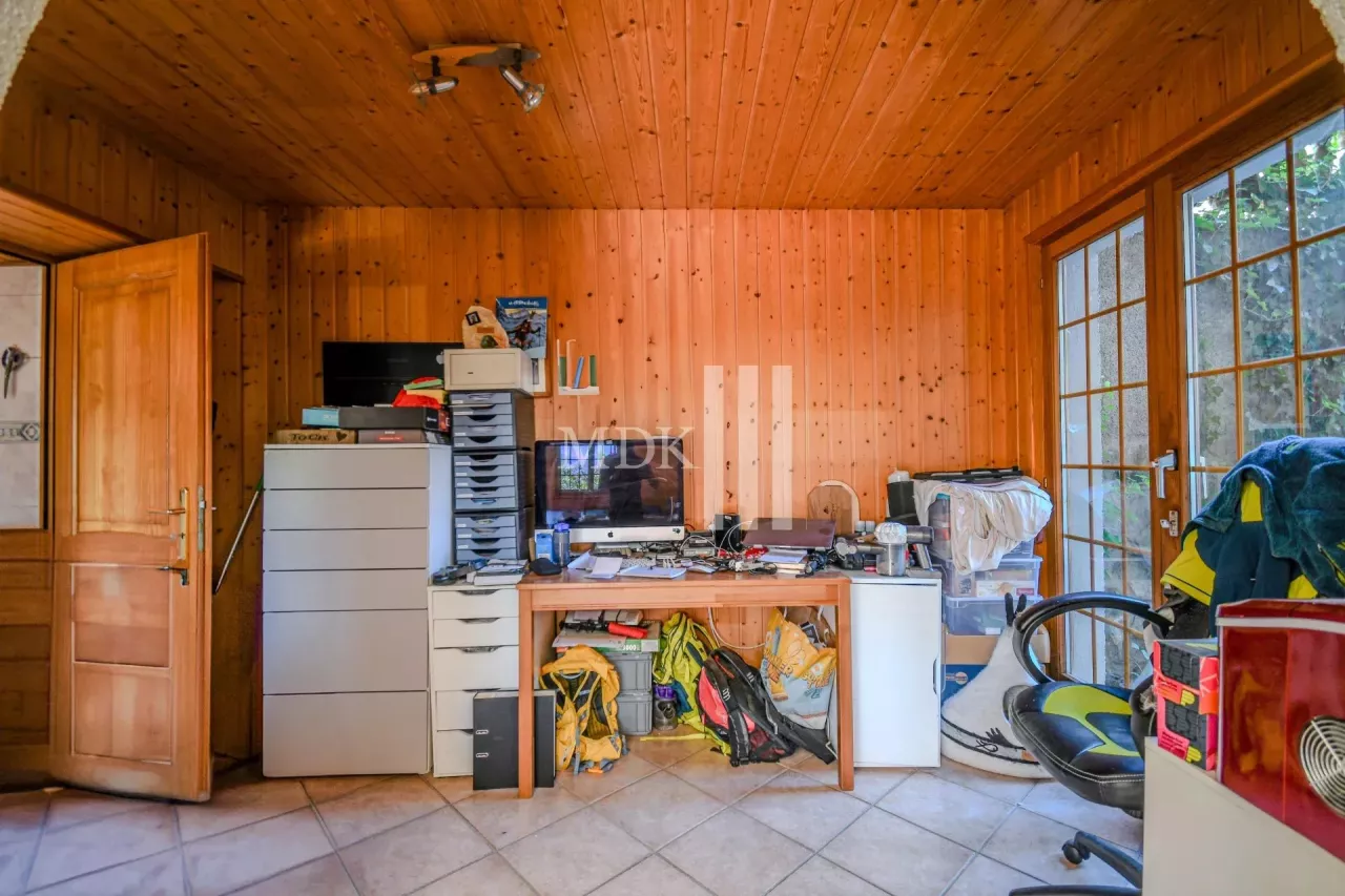 Authentique chalet de deux appartements