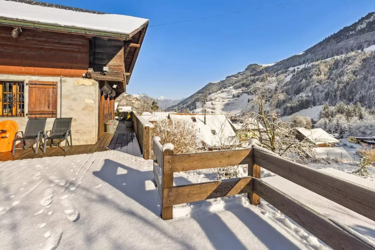 Chalet de charme à Val-d'Illiez ? Une opportunité rare !