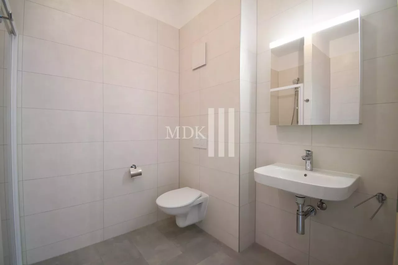 Maison mitoyenne neuve de 3.5 pièces à louer à Monthey