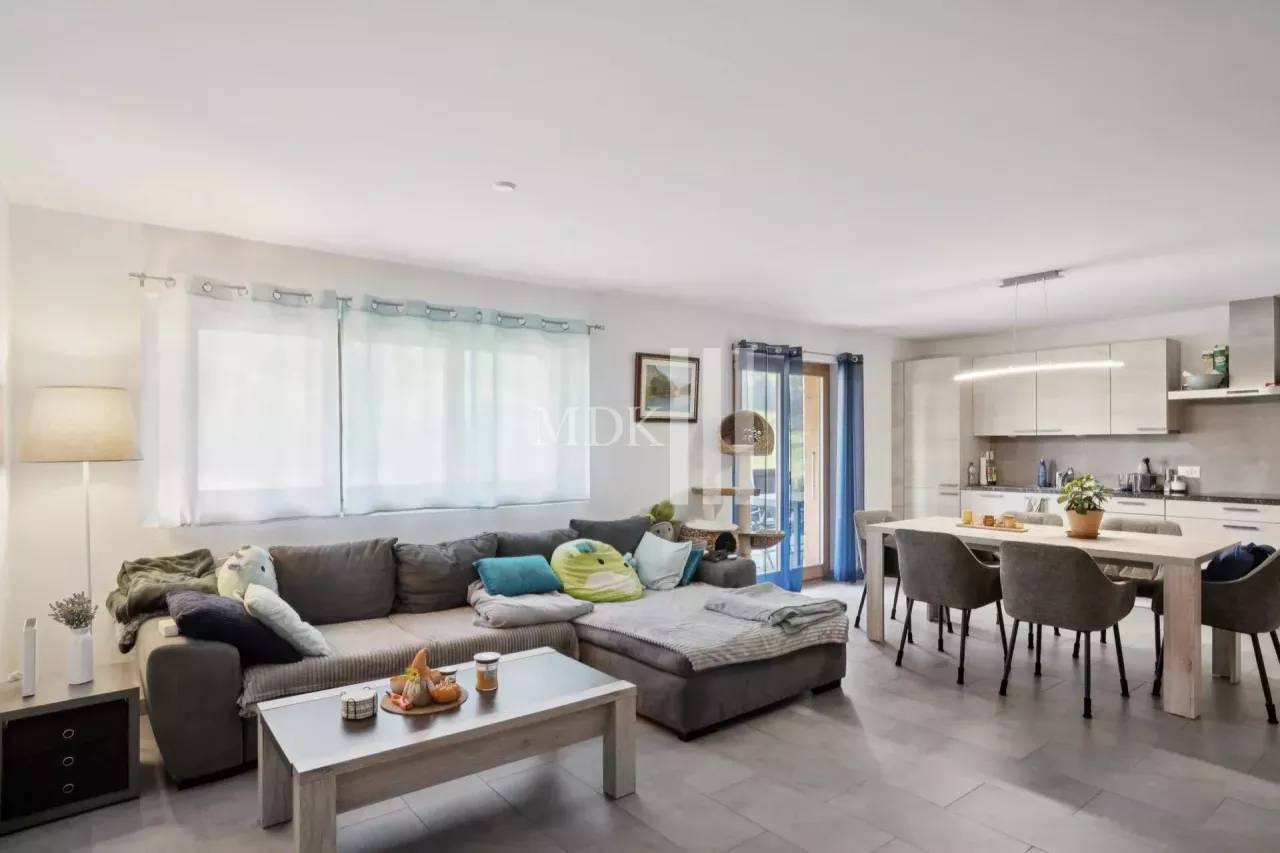 Magnifique appartement 3.5 pièces au rez-inférieur