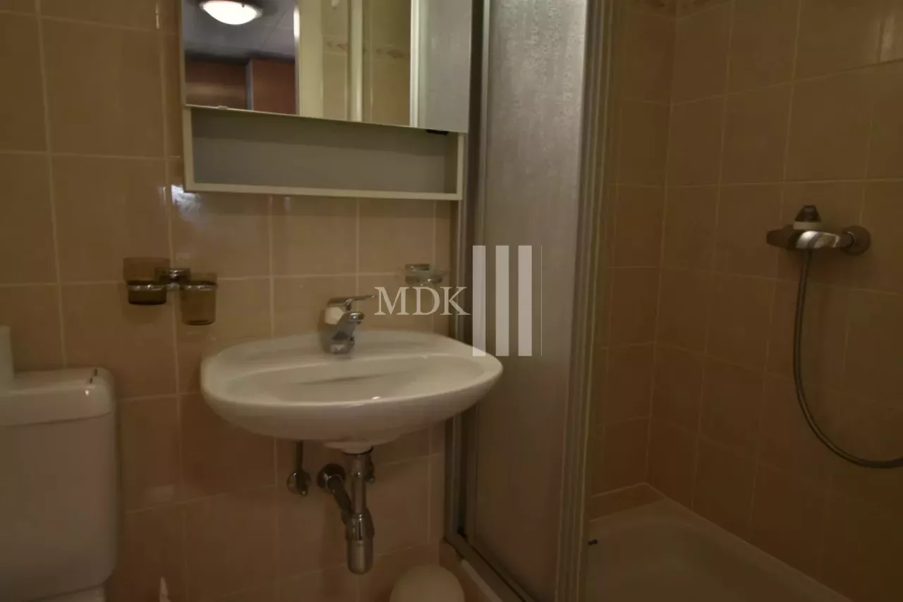 Charmant studio à louer à la saison !