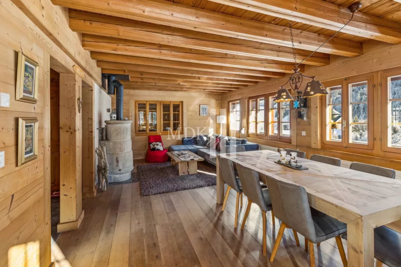 Chalet de charme à Val-d’Illiez – Une opportunité rare !