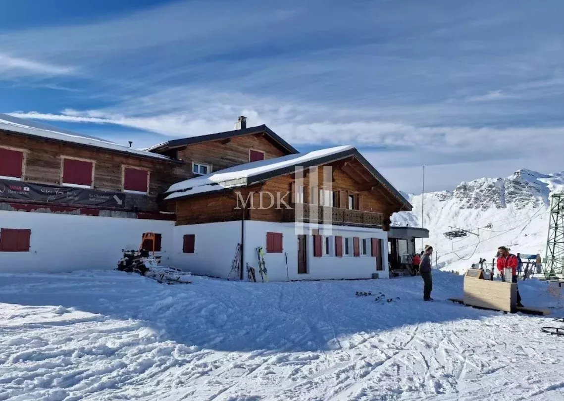 Restaurant/hôtel sur les pistes des Portes du Soleil