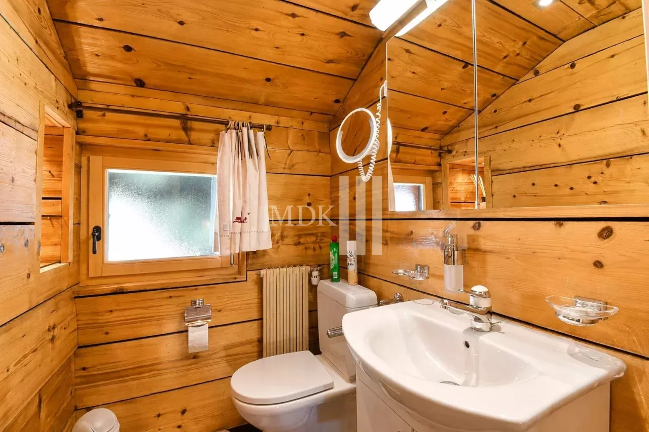 Luxueux chalet sur les pistes de ski !