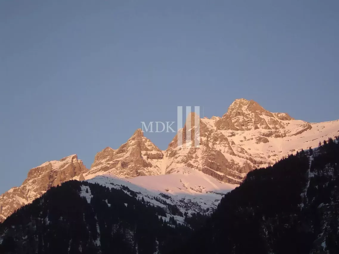 Chalet de Maître avec vue imprenable sur les Dents-du-Midi