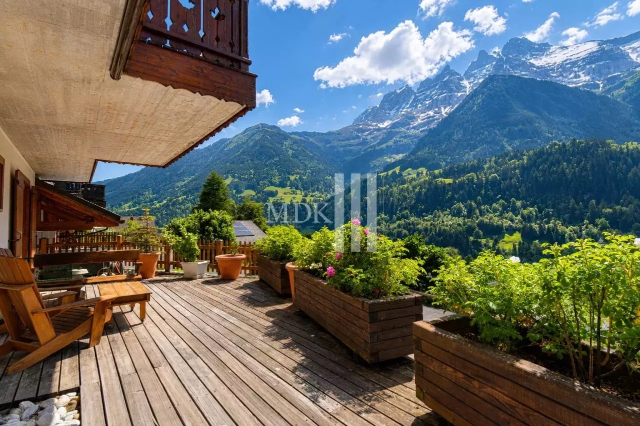 Magnifique chalet avec vue sur les Dents du Midi
