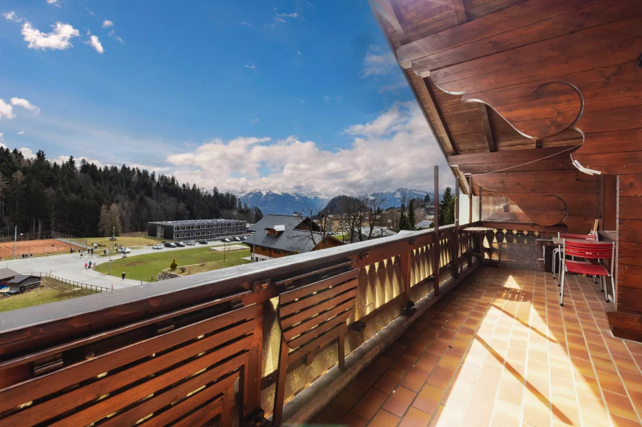 Appartement duplex avec place de parc intérieure à Leysin