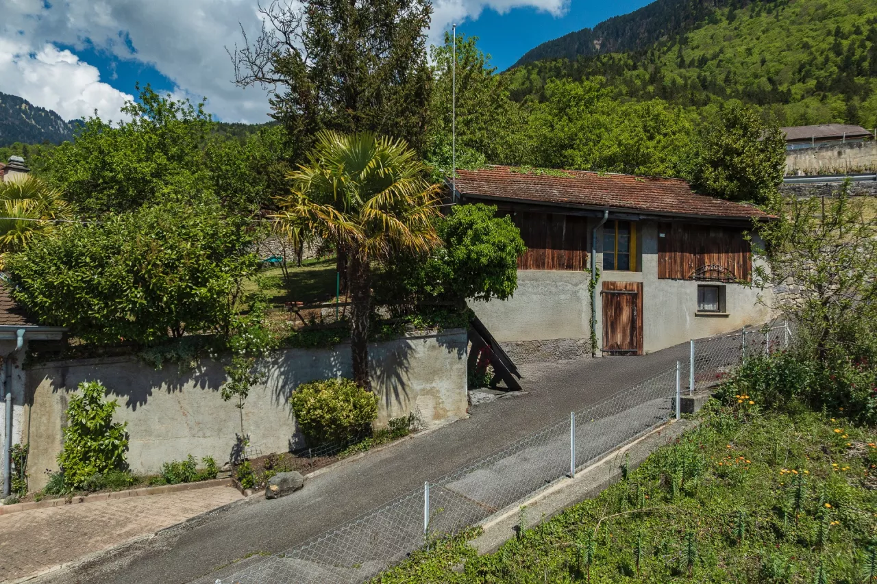 Maison villageoise contiguë de 3.5 pièces à Yvorne