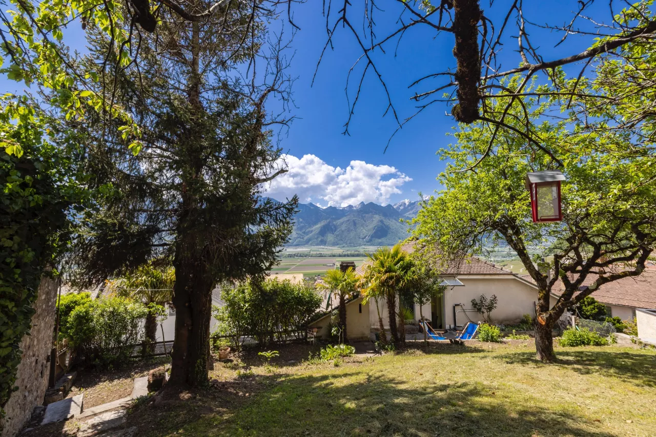 Maison villageoise contiguë de 3.5 pièces à Yvorne