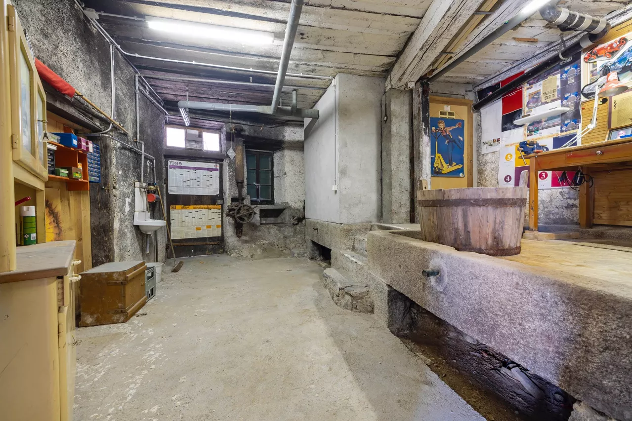 Maison villageoise contiguë de 3.5 pièces à Yvorne