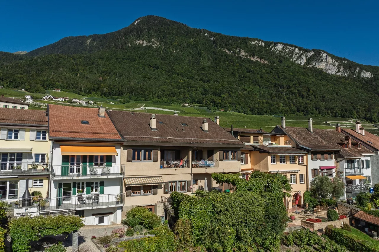 Maison d'habitation de 5 appartements à Yvorne