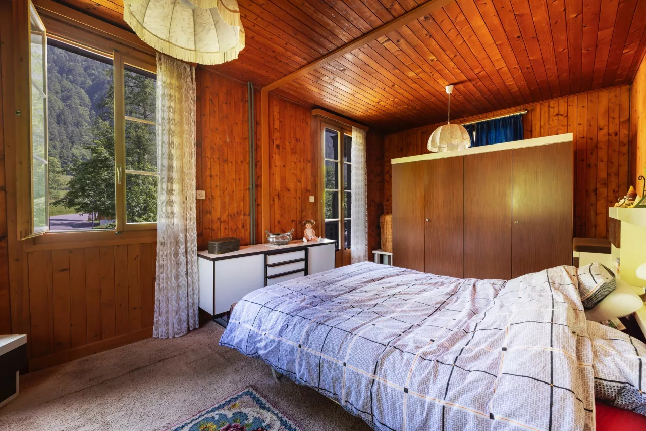 Restaurant individuel avec habitation aux Plans-sur-Bex