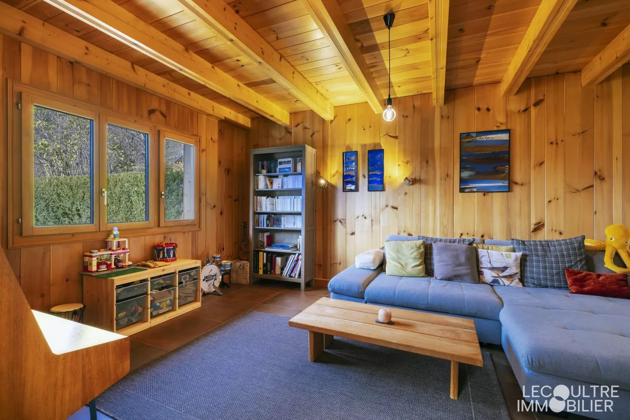 Chalet individuel de 6.5 pièces aux Plans-sur-Bex