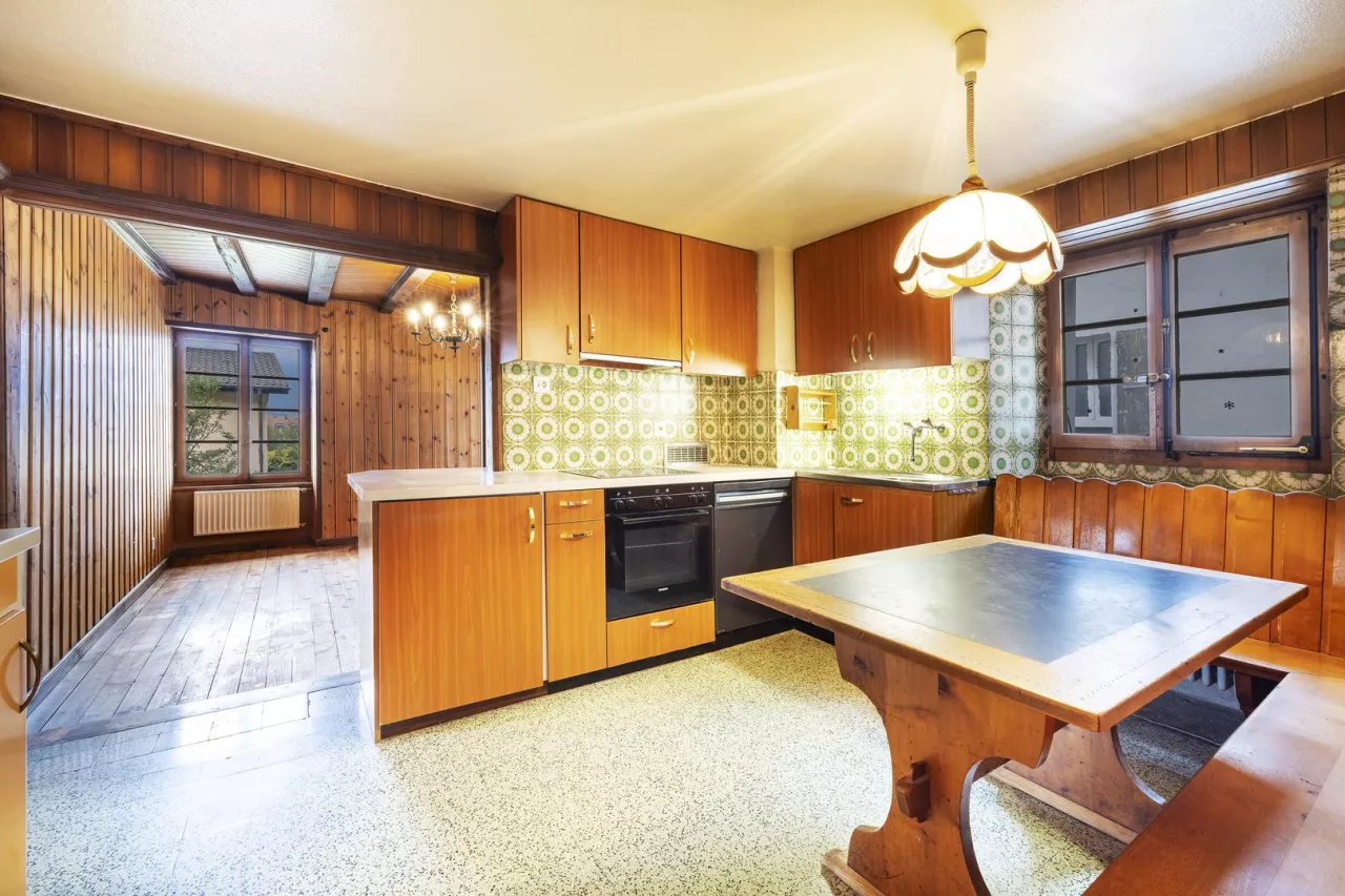 Roche - Maison contiguë de 5 pièces au coeur du village