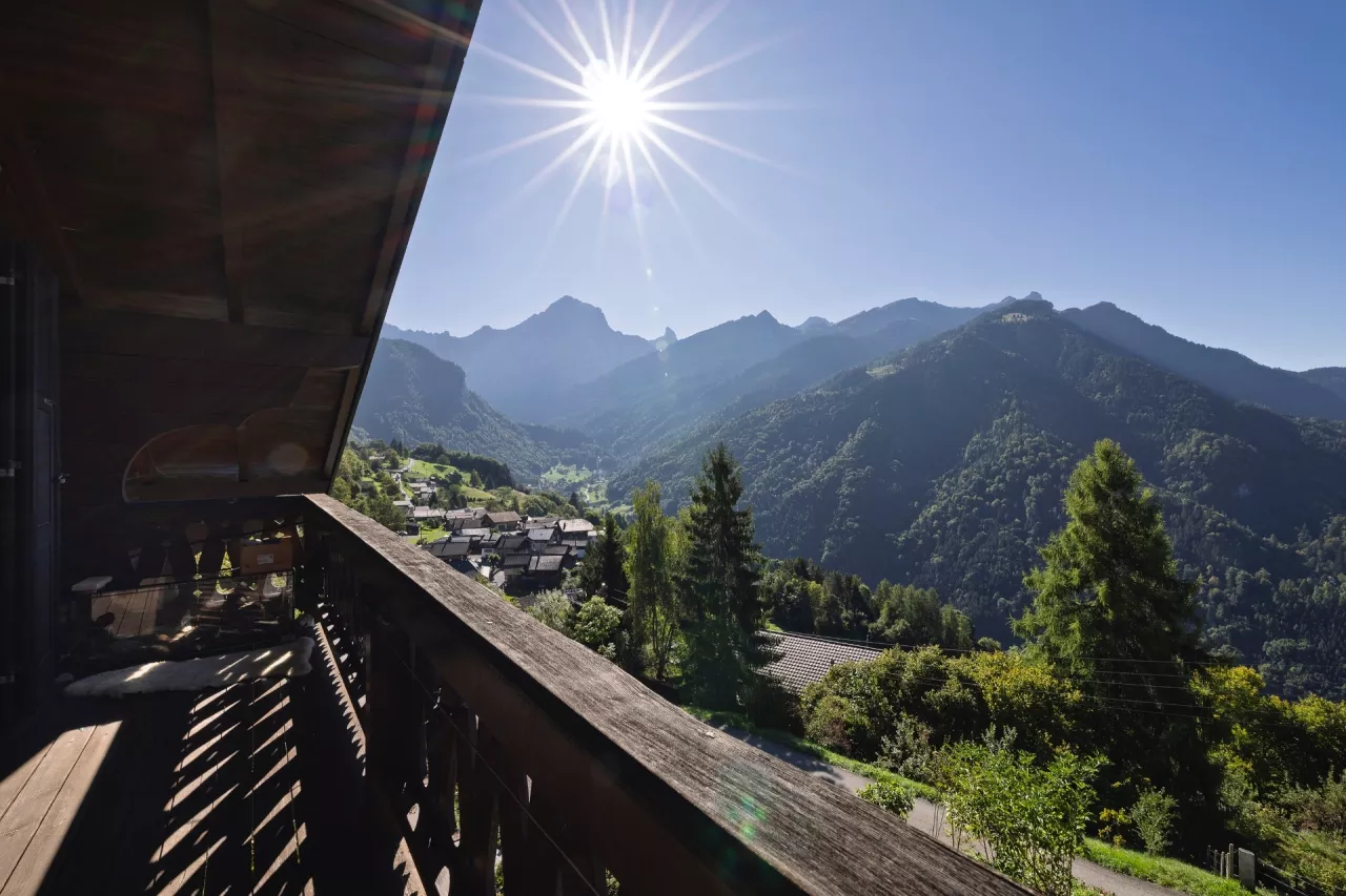 Chalet individuel de 7.5 pièces à 3 min. en voiture de Gryon/Barboleuse