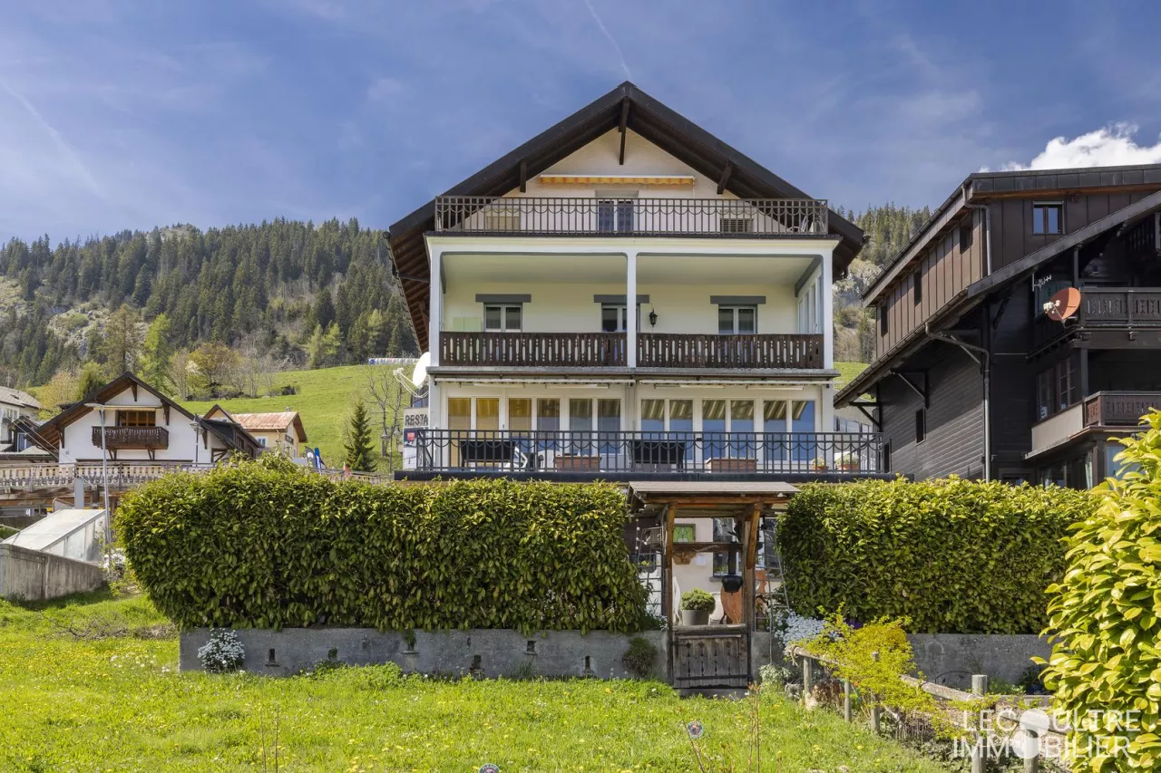 Leysin - Appartement de 4.5 pièces traversant avec balcon de 20 m2