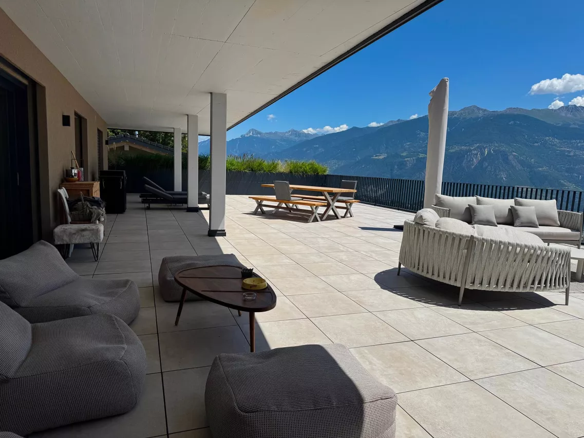 À vendre à Savièse ? Appartement d'exception avec vue panoramique et magnifiques terrasses