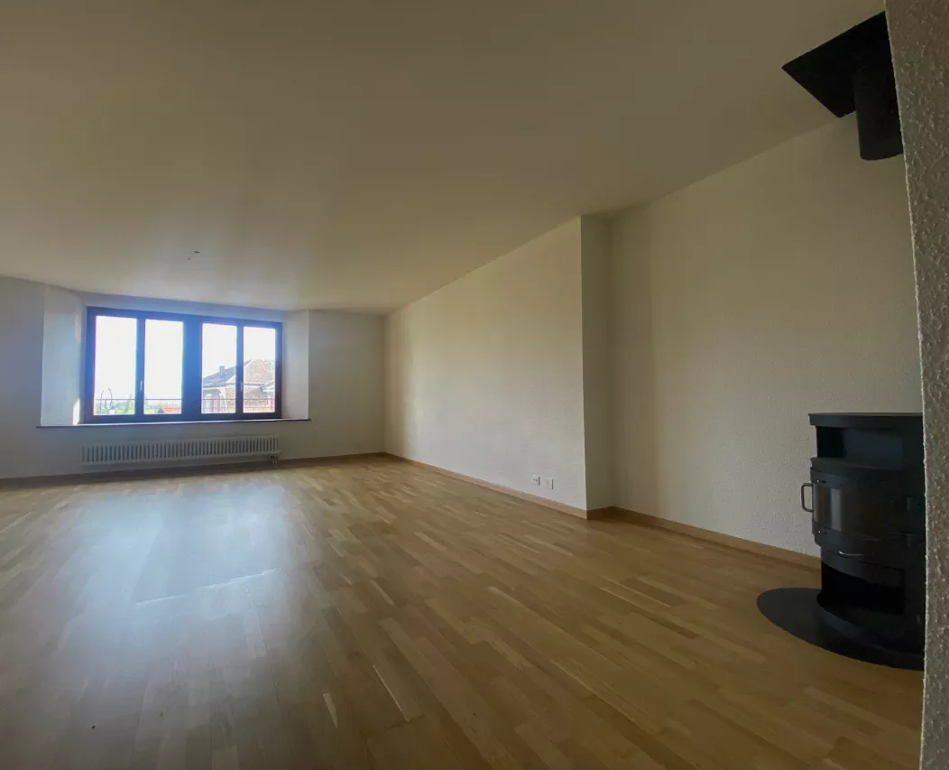 Villars-sous-Yens - Habitat de 5.0 pièces en duplex au 1er étage et combles