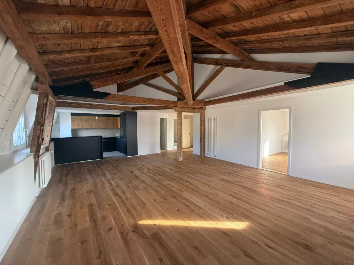 Cossonay-Ville - Grand 3,5 pièces avec beaucoup de cachet