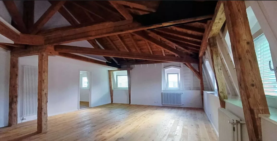 Cossonay-Ville - Grand 3,5 pièces avec beaucoup de cachet