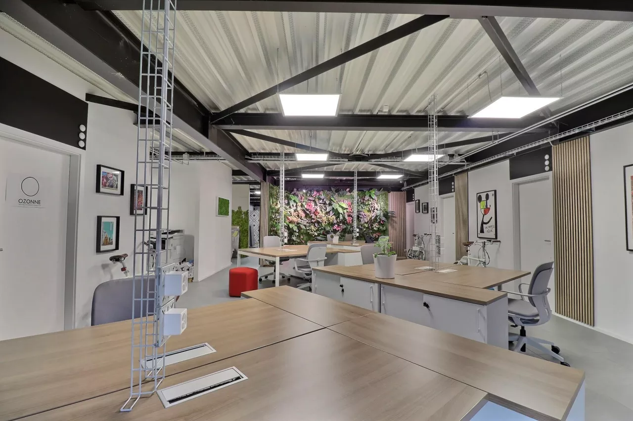 LOCAUX / Parfait pour Coworking