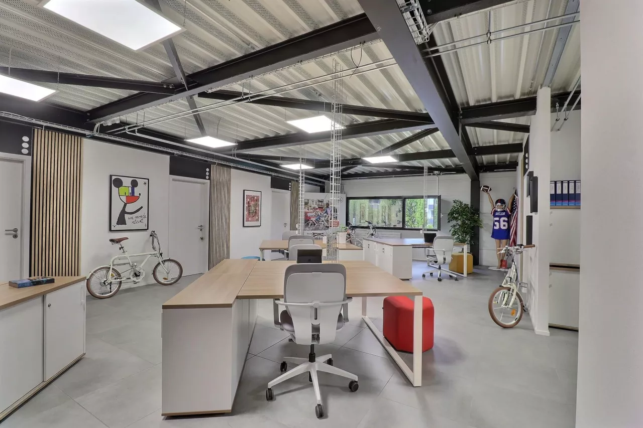 LOCAUX / Parfait pour Coworking