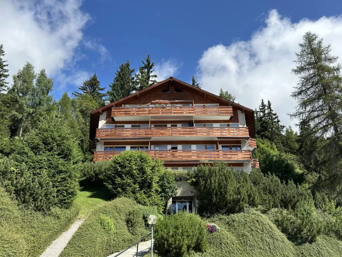 Rare ! Bel appartement de 4 pièces situé au rez jardin