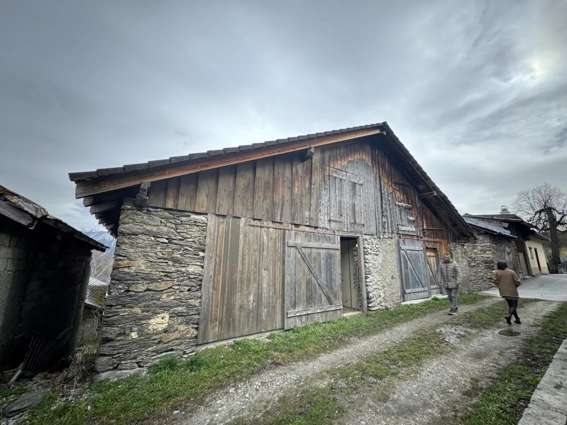 Opportunité : Chalet neuf et 1 Studio