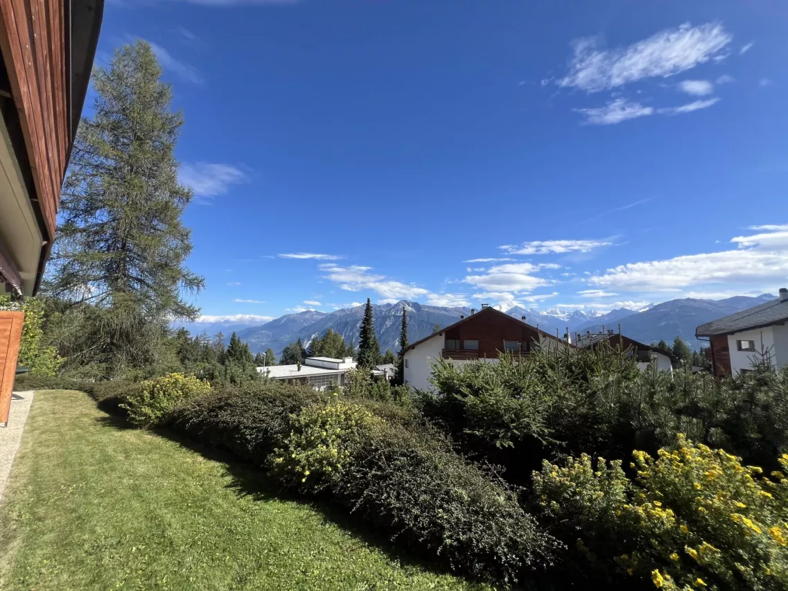 Rare ! Bel appartement de 4 pièces situé au rez jardin