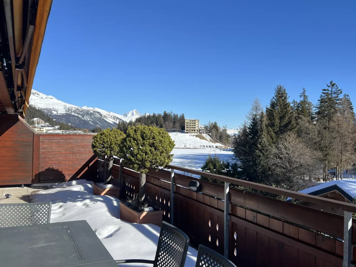 Rare : Elégant Attique-Duplex de standing au coeur de Crans-Montana