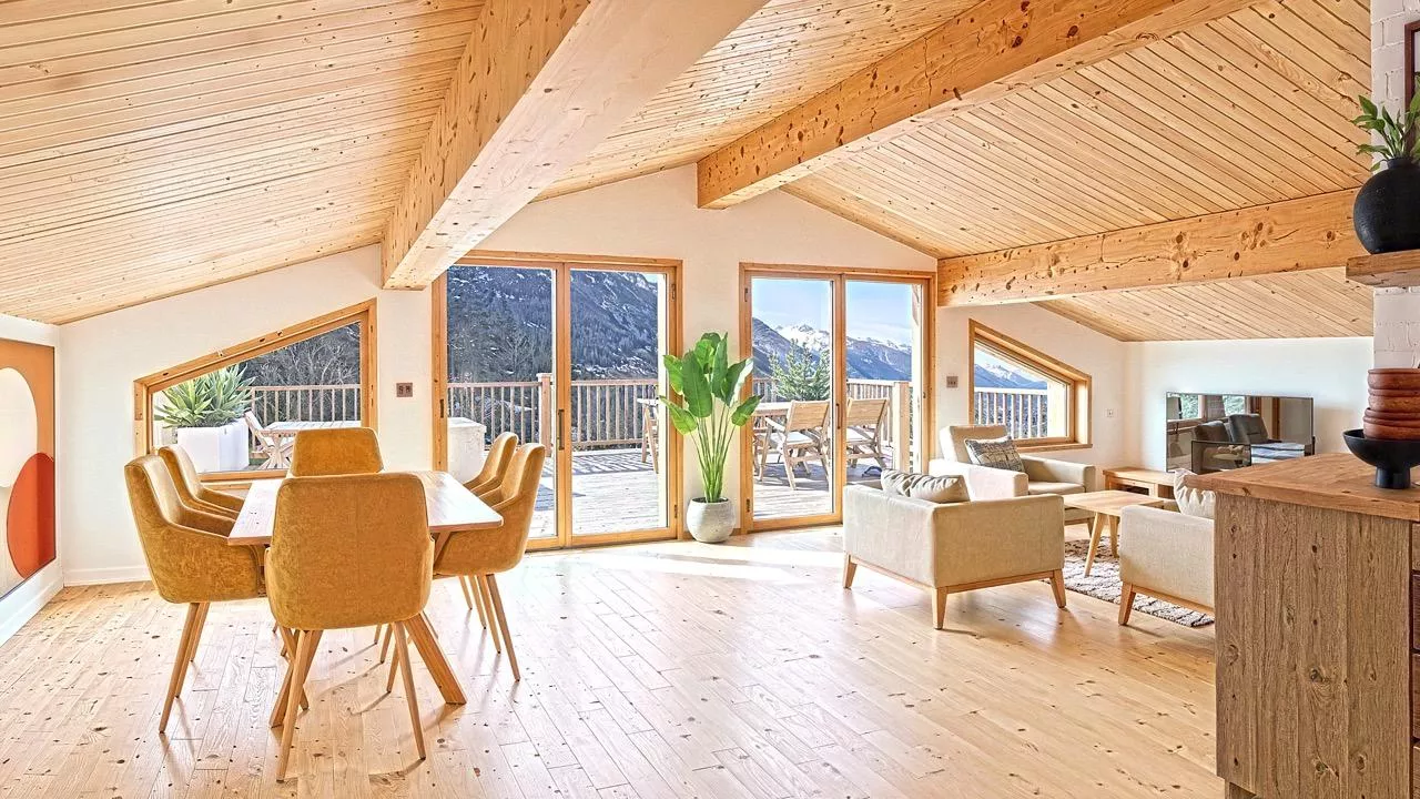 Chalet de 5,5 pièces à Crans-Montana, secteur Mollens - Vente aux étrangers