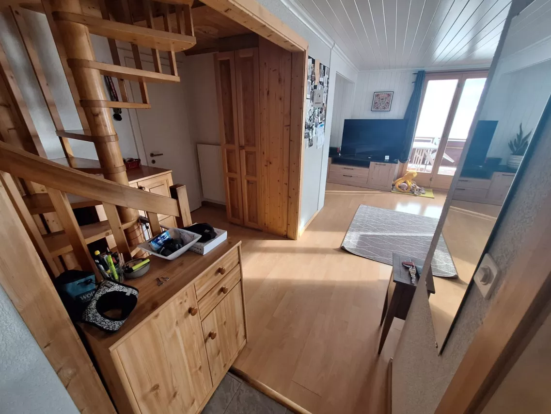 Magnifique chalet avec grand terrain et vue panoramique – Aven (Valais)