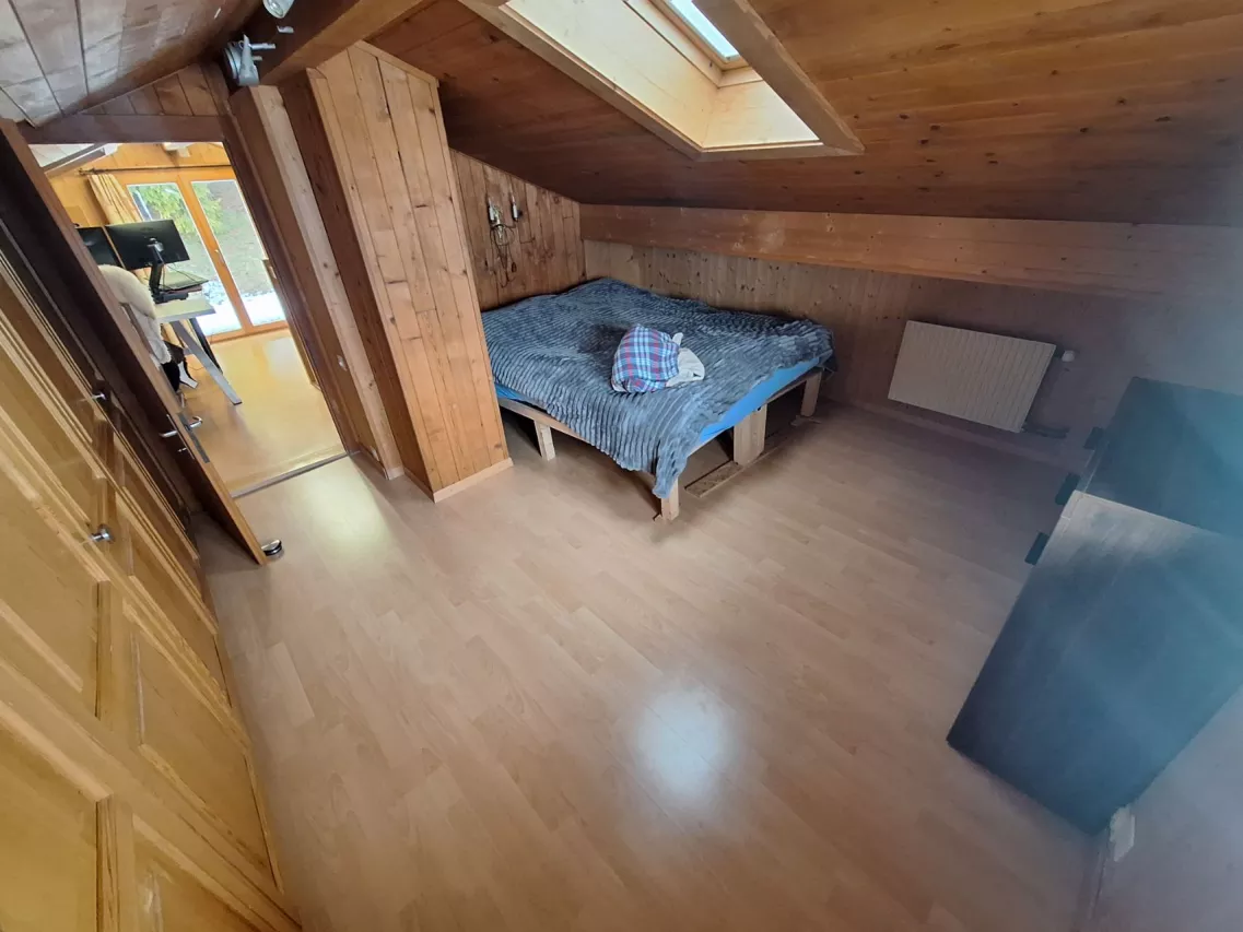 Magnifique chalet avec grand terrain et vue panoramique – Aven (Valais)