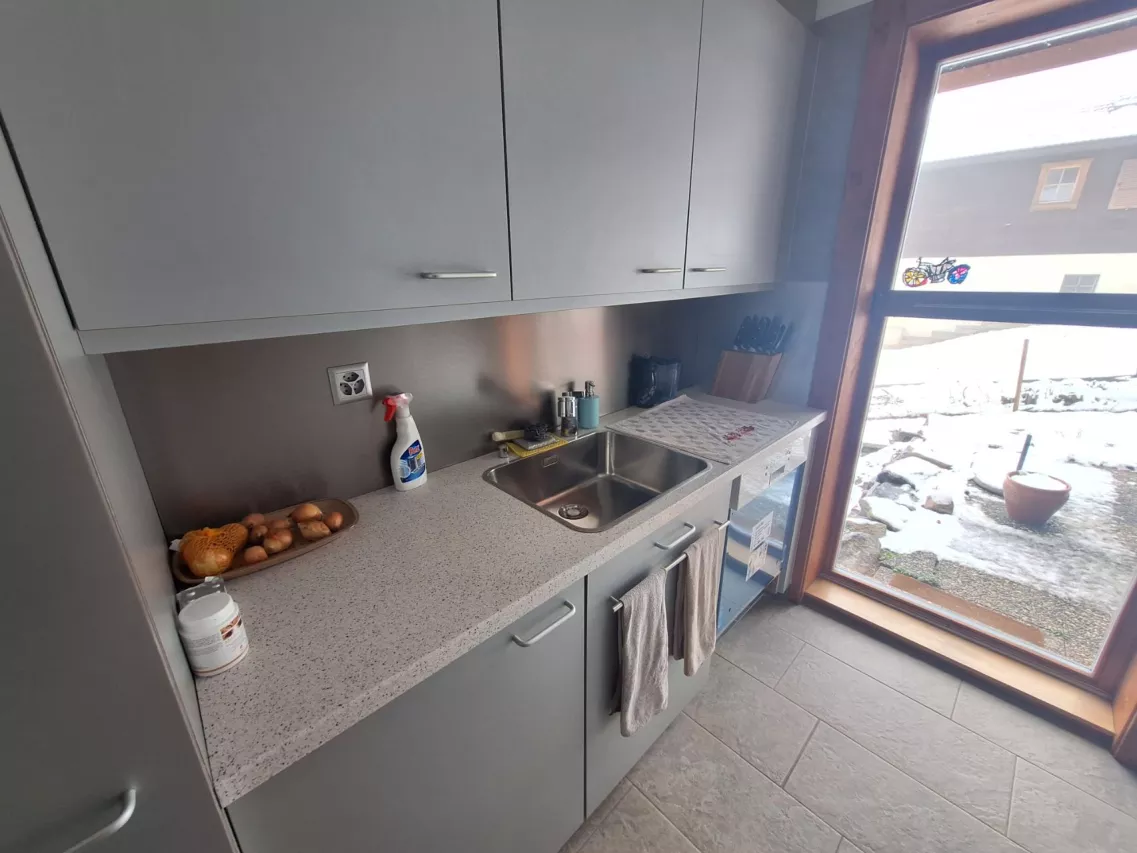 Magnifique chalet avec grand terrain et vue panoramique – Aven (Valais)